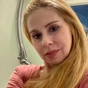 Meet your Posher, Kelly e.